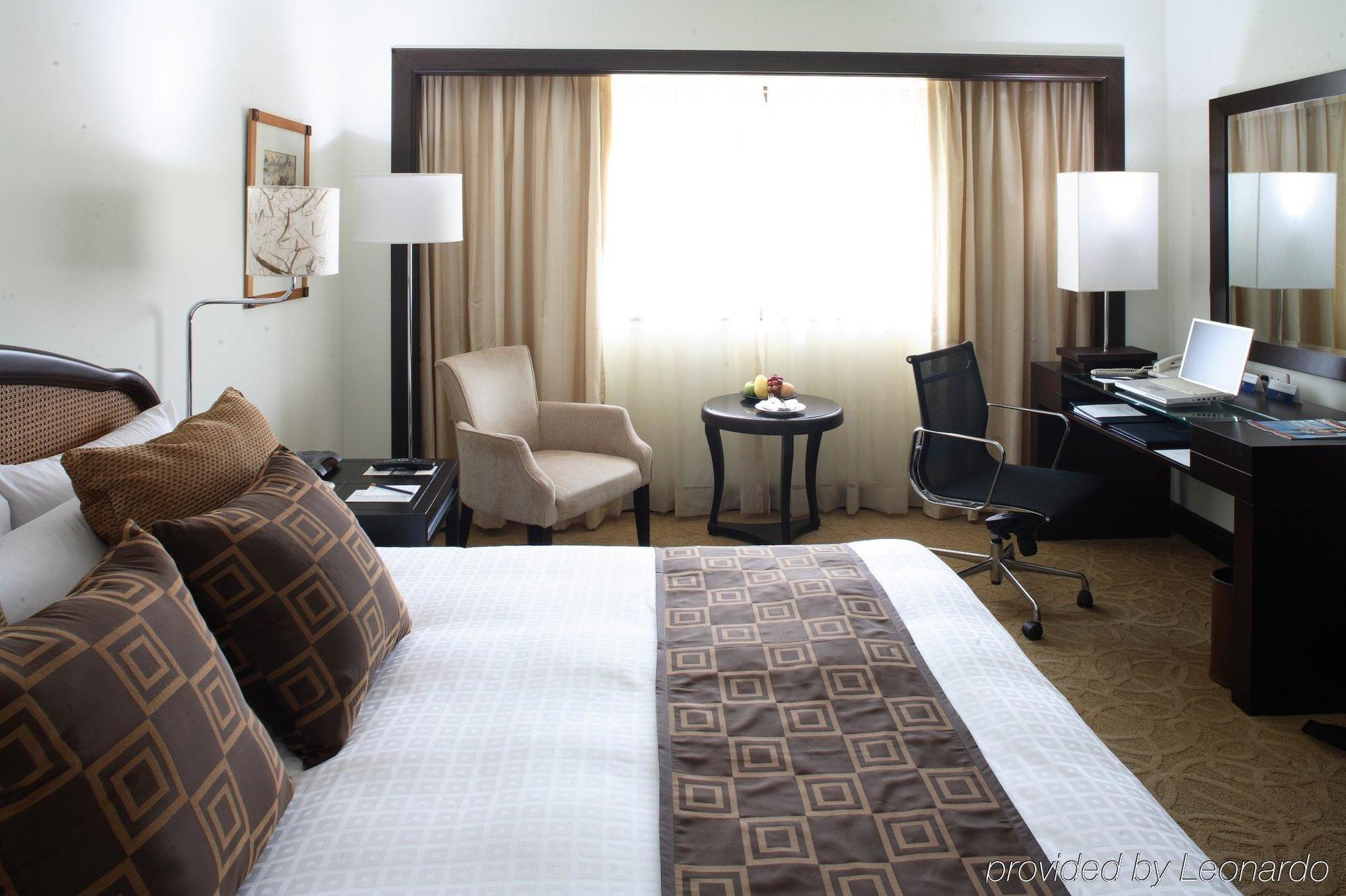 Intercontinental Manila Hotel Makati City Bilik gambar